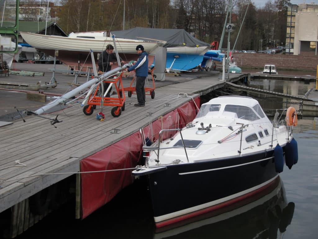 3 Advantages of Our Boat Repair Service